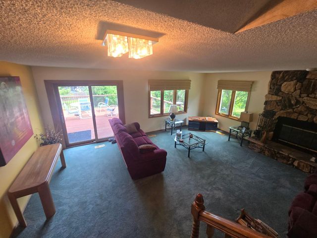 1280 Stassen Drive, West Saint Paul, MN 55118