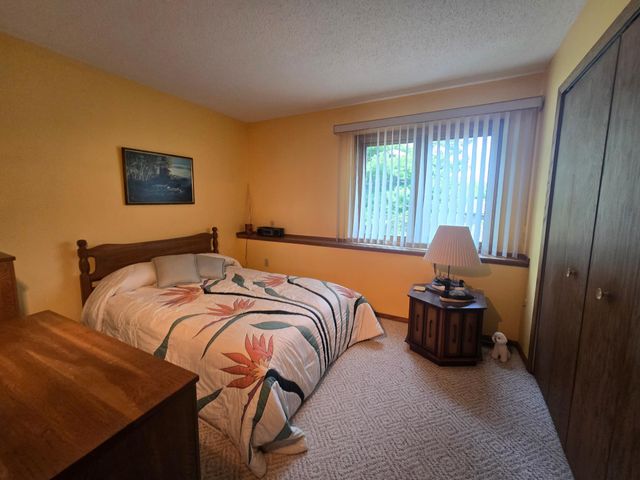 1280 Stassen Drive, West Saint Paul, MN 55118