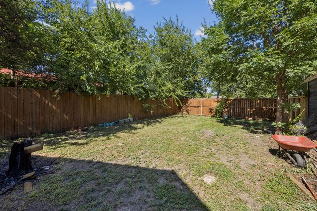 7053 Toland Street, Dallas, TX 75227