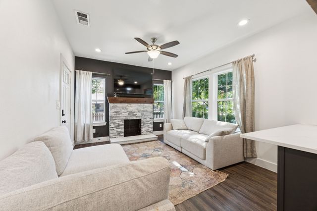 7053 Toland Street, Dallas, TX 75227