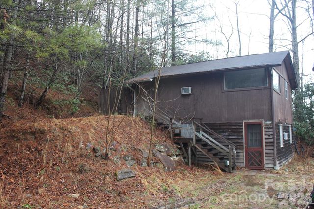 14 Irvin Road, Pisgah Forest, NC 28768