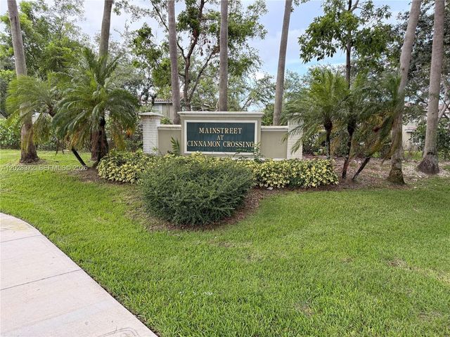 10560 NW 57th Ct, Coral Springs, FL 33076