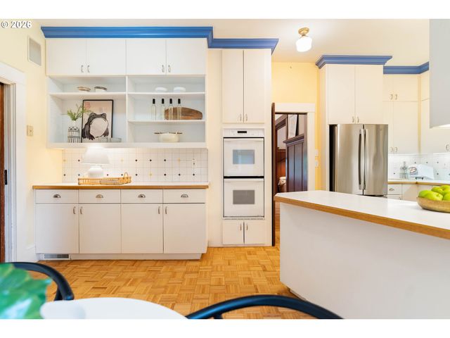2417 Ne 16TH Ave, Portland, OR 97212
