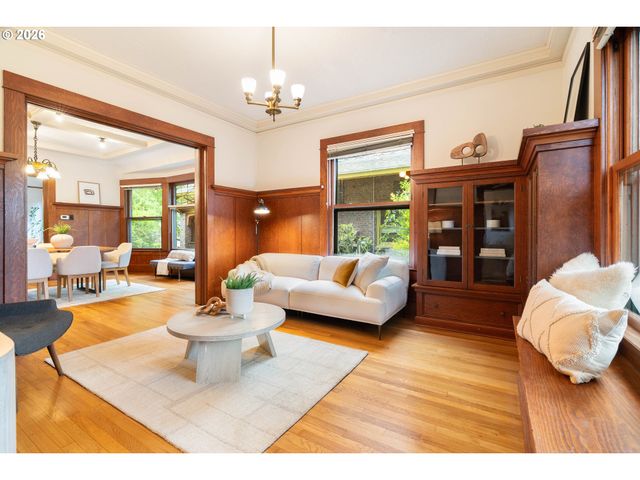 2417 Ne 16TH Ave, Portland, OR 97212
