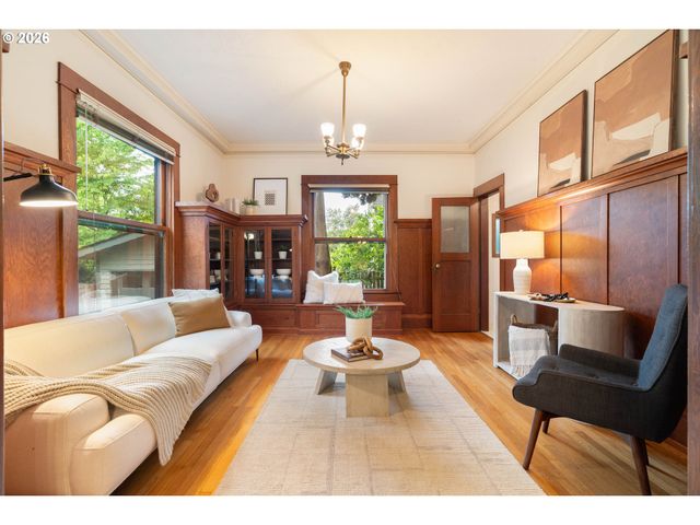 2417 Ne 16TH Ave, Portland, OR 97212