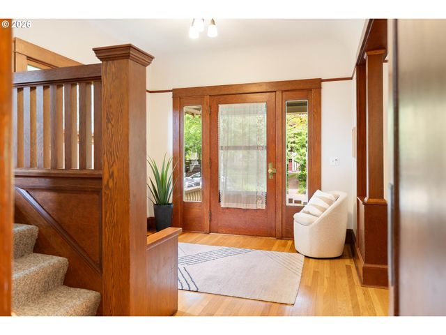 2417 Ne 16TH Ave, Portland, OR 97212