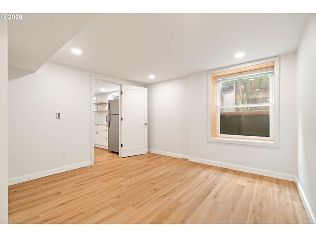 2417 Ne 16TH Ave, Portland, OR 97212