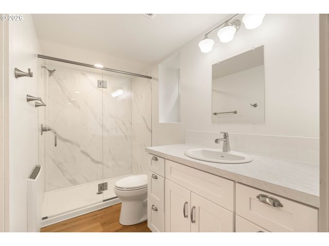 2417 Ne 16TH Ave, Portland, OR 97212