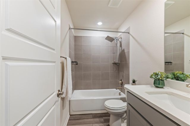 613 Wild Spur LN, Liberty Hill, TX 78642