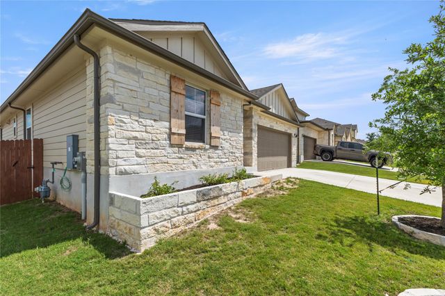 613 Wild Spur LN, Liberty Hill, TX 78642