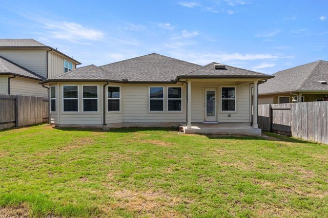 613 Wild Spur LN, Liberty Hill, TX 78642