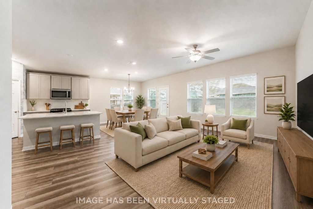 613 Wild Spur LN, Liberty Hill, TX 78642