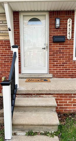 24545 Greenbrier Avenue, Eastpointe, MI 48021