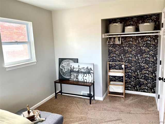 24545 Greenbrier Avenue, Eastpointe, MI 48021