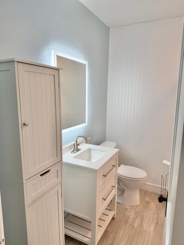 1402 S Broadway Avenue, Albert Lea, MN 56007