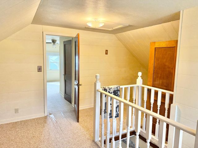 1402 S Broadway Avenue, Albert Lea, MN 56007