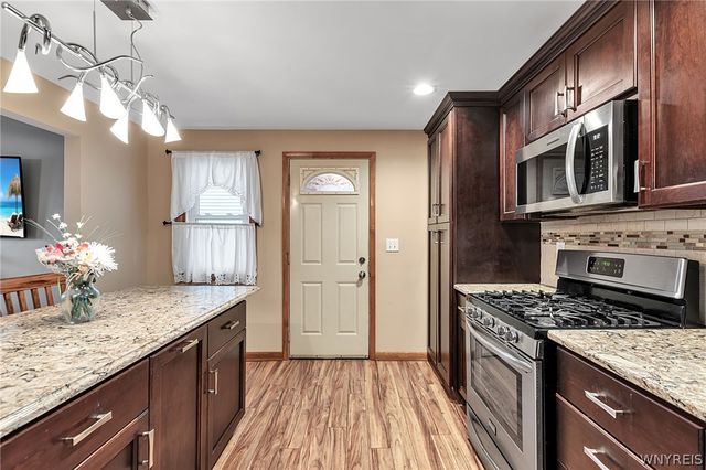 65 6th Avenue, Lancaster, NY 14086