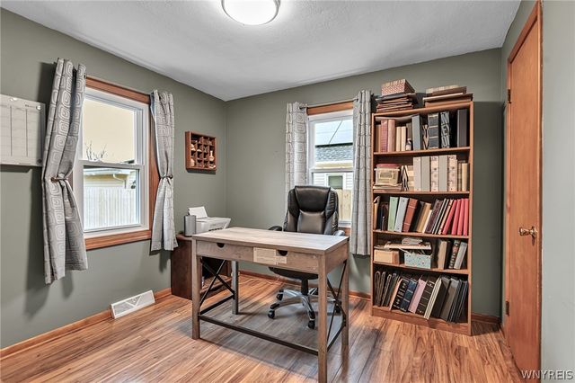 65 6th Avenue, Lancaster, NY 14086