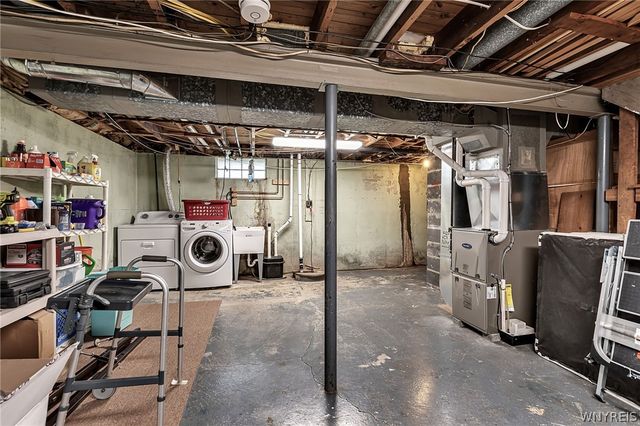 65 6th Avenue, Lancaster, NY 14086