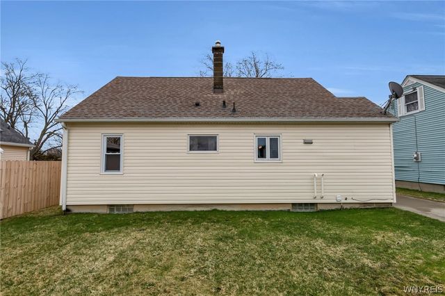 65 6th Avenue, Lancaster, NY 14086