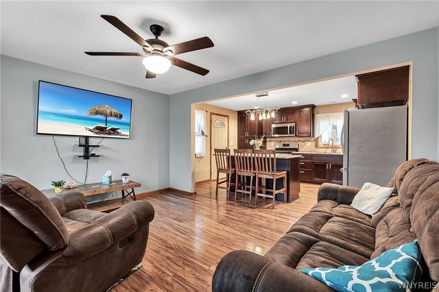 65 6th Avenue, Lancaster, NY 14086