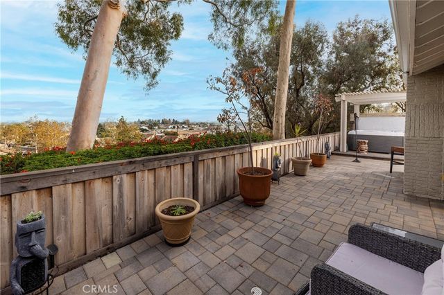 18446 Gina Lane, Huntington Beach, CA 92646