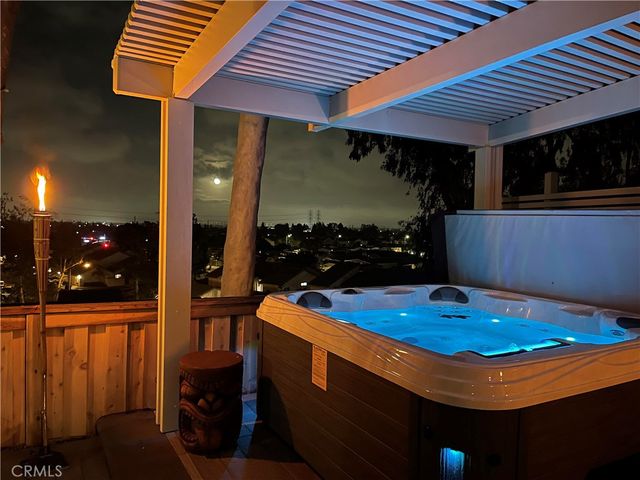 18446 Gina Lane, Huntington Beach, CA 92646