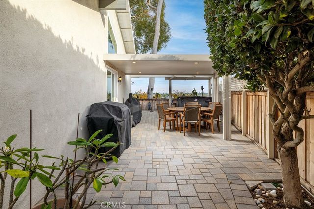 18446 Gina Lane, Huntington Beach, CA 92646