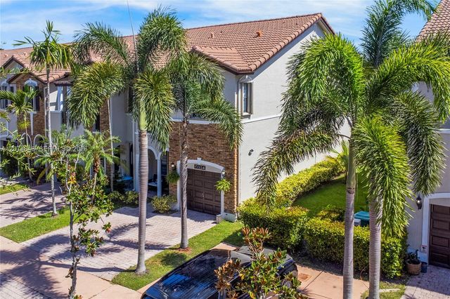 10334 NW 30th Terrace, Doral, FL 33172