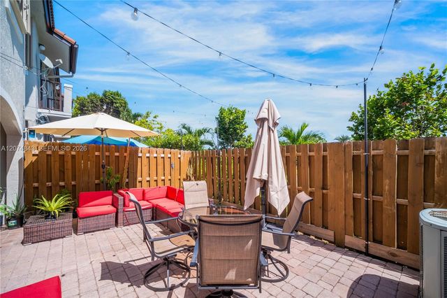 10334 NW 30th Terrace, Doral, FL 33172