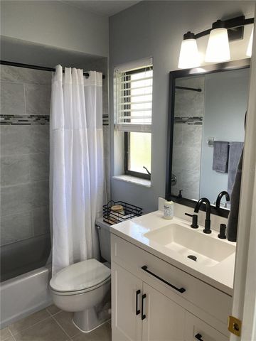 5050 LUCINE ROAD, Venice, FL 34293