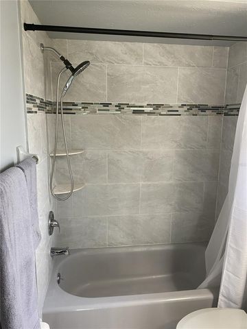 5050 LUCINE ROAD, Venice, FL 34293