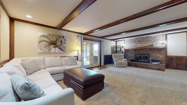 7277 Nottingham Drive, Newburgh, IN 47630