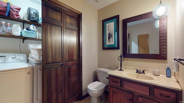 7277 Nottingham Drive, Newburgh, IN 47630