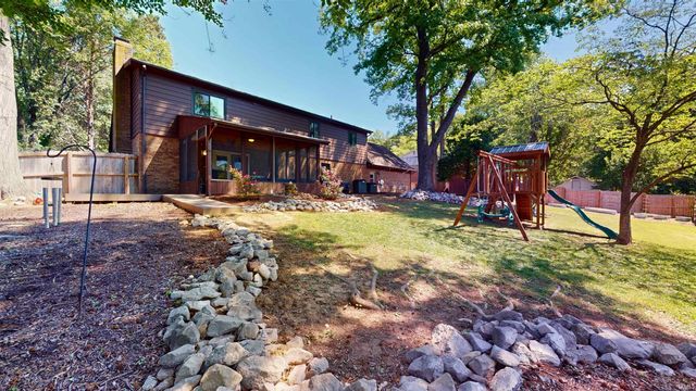 7277 Nottingham Drive, Newburgh, IN 47630