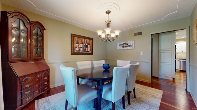 7277 Nottingham Drive, Newburgh, IN 47630