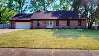 7277 Nottingham Drive, Newburgh, IN 47630
