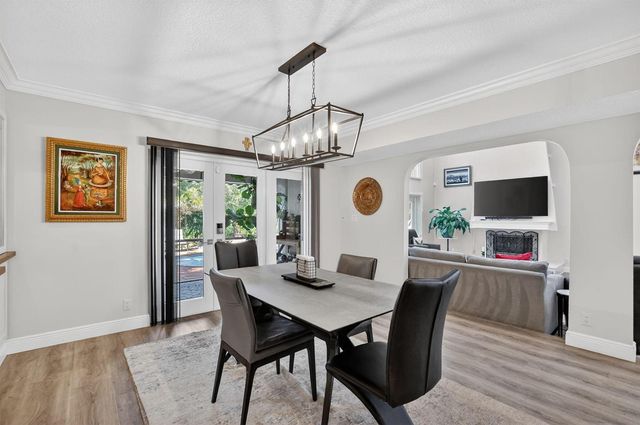 9048 Villa Portofino Circle, Boca Raton, FL 33496