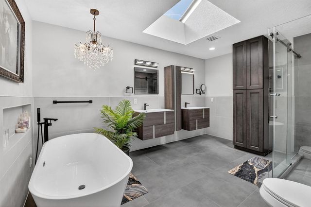 9048 Villa Portofino Circle, Boca Raton, FL 33496