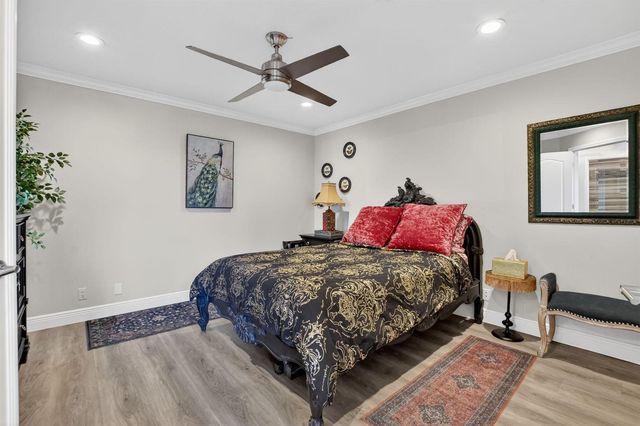 9048 Villa Portofino Circle, Boca Raton, FL 33496