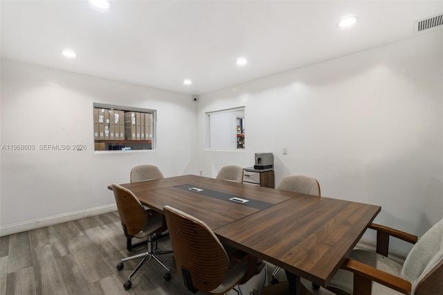 3337 NW 74th Ave 3337, Miami, FL 33122