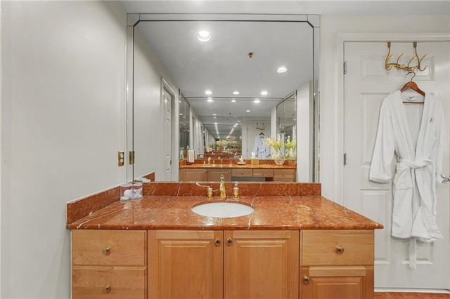 3636 Habersham Road NW 2404, Atlanta, GA 30305