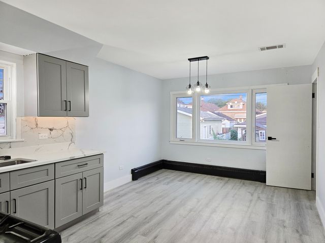 4743 S Keeler Avenue, Chicago, IL 60632