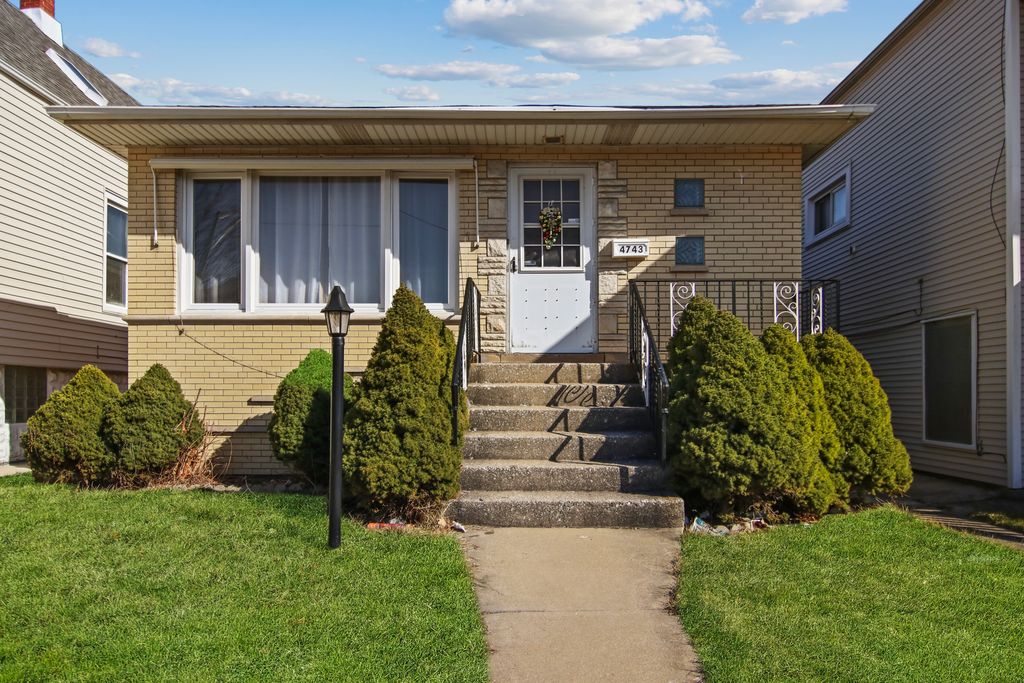 4743 S Keeler Avenue, Chicago, IL 60632
