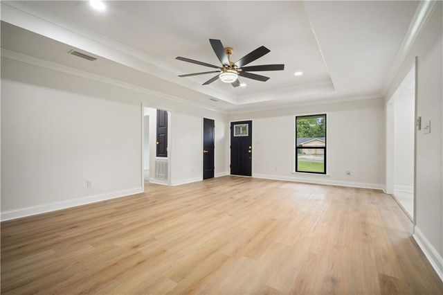 8009 Grand Oaks Drive, Theodore, AL 36582