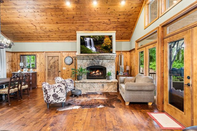 85 Buena Vista Drive, Hayesville, NC 28904