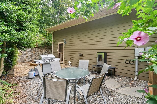 85 Buena Vista Drive, Hayesville, NC 28904