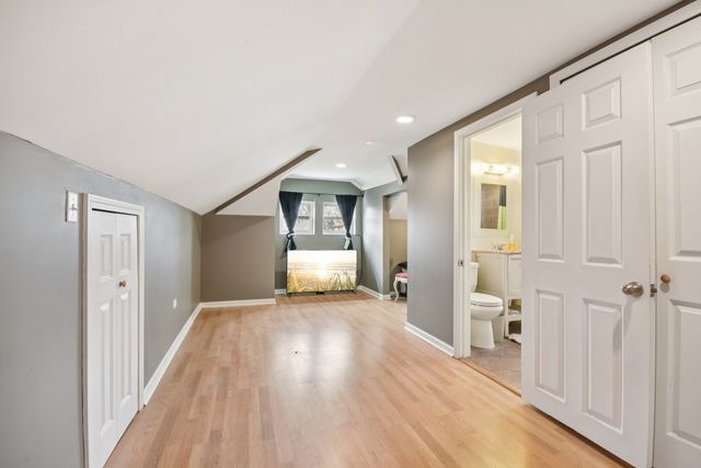 2928 N Rutherford Avenue, Chicago, IL 60634