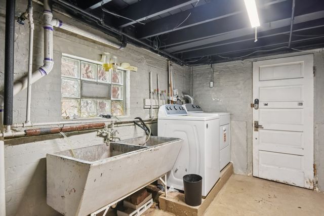 2928 N Rutherford Avenue, Chicago, IL 60634