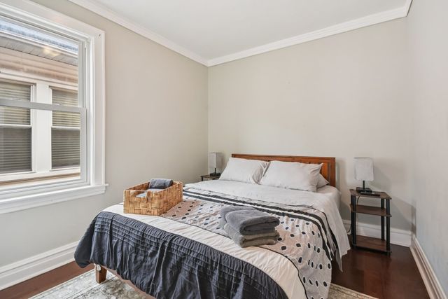 2928 N Rutherford Avenue, Chicago, IL 60634